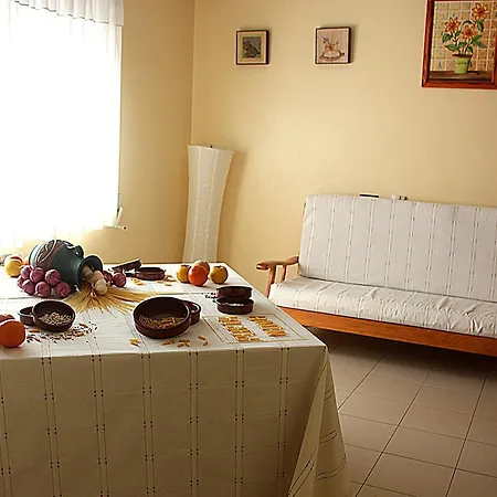 Residencia Porta Nova Konukevi